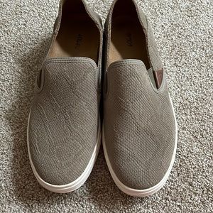 Olukai shoes 7